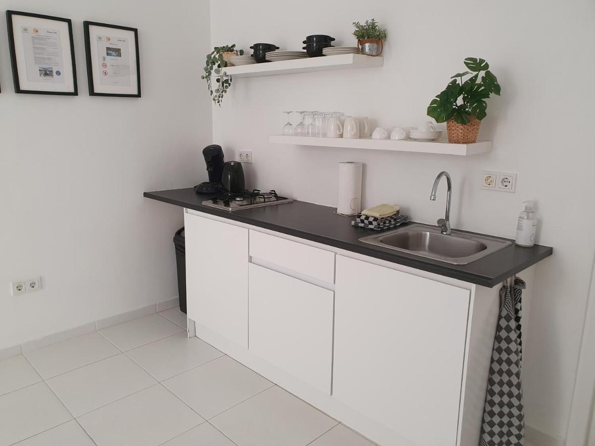 A2 Apartment Budget At Jan Thiel Curacao Екстериор снимка